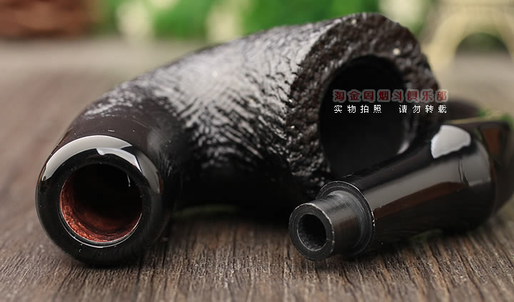 �������˵�ɭPetersonʯ�ľ�̶� 2025����ʥ�ڼ���ϵͳ����ɰ 305-6